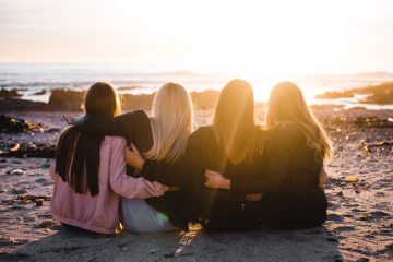6 Tips To Go The Distance For Long-Distance Friendships