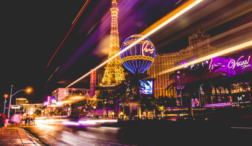 Las Vegas visitors pay too much for hotel rooms because big